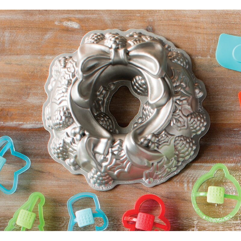 The Holiday Aisle Holiday Wreath Bundt Cake Pan & Reviews | Wayfair