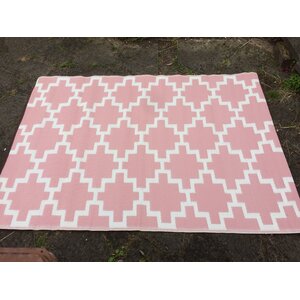 Solitude Pink/White Indoor/Outdoor Area Rug