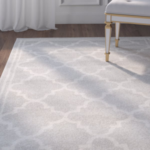 Maritza Light Gray & Beige Indoor/Outdoor Area Rug