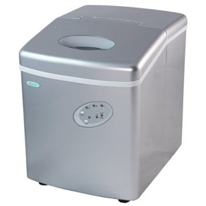 28 lb. Daily Production Freestanding Ice Maker
