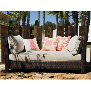 Ruhebett mit Kissen von Castleton Home