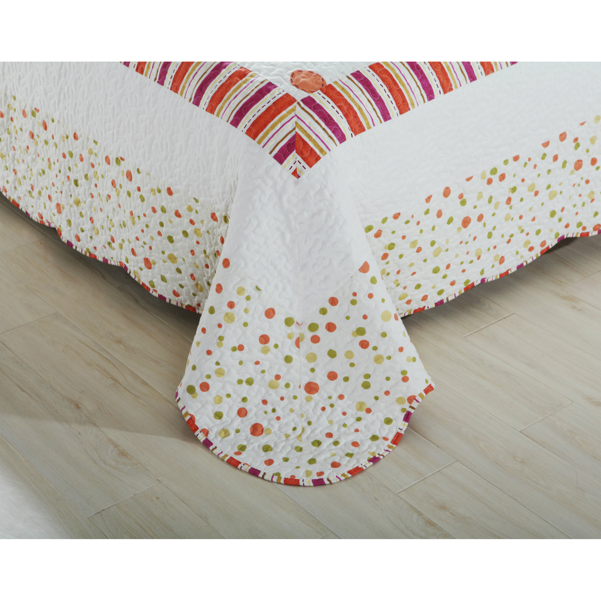 DaDa Bedding Polka Dot Vineyard Reversible Patchwork Quilt Set Wayfair