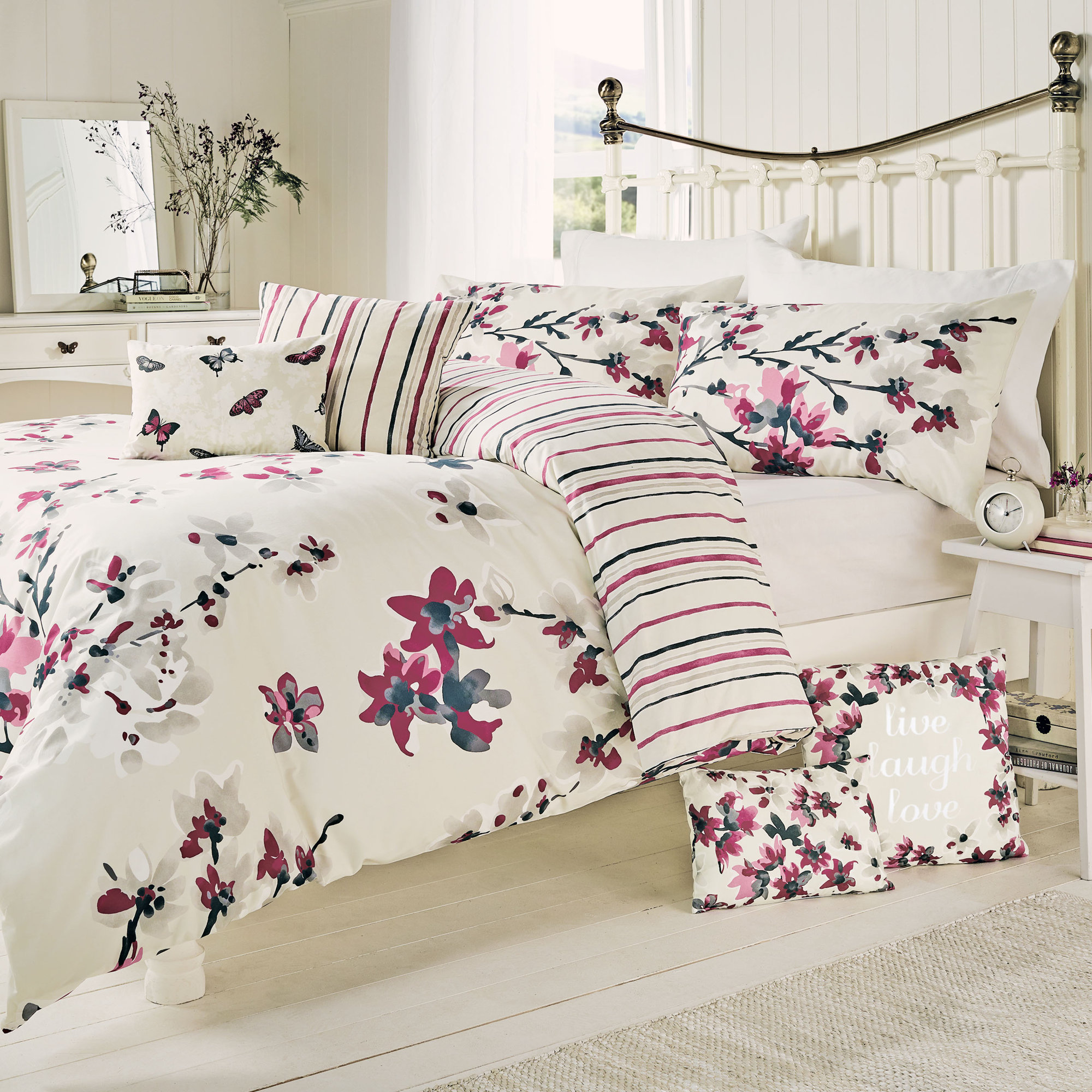Duvet Covers Sets Wayfair Co Uk Quick View More Options Sakura Duvet Set