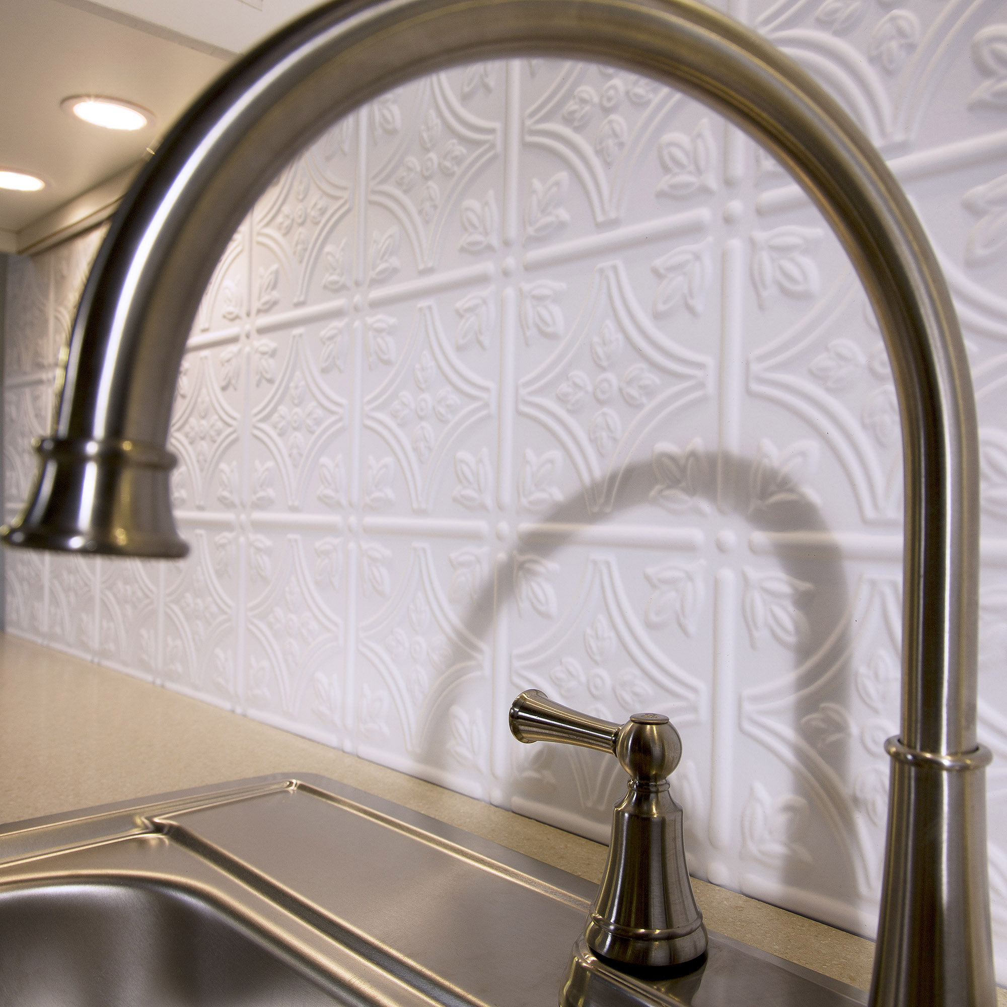 Fasade Traditional 18.25" x 24.25" PVC Backsplash Panel Kit in Matte