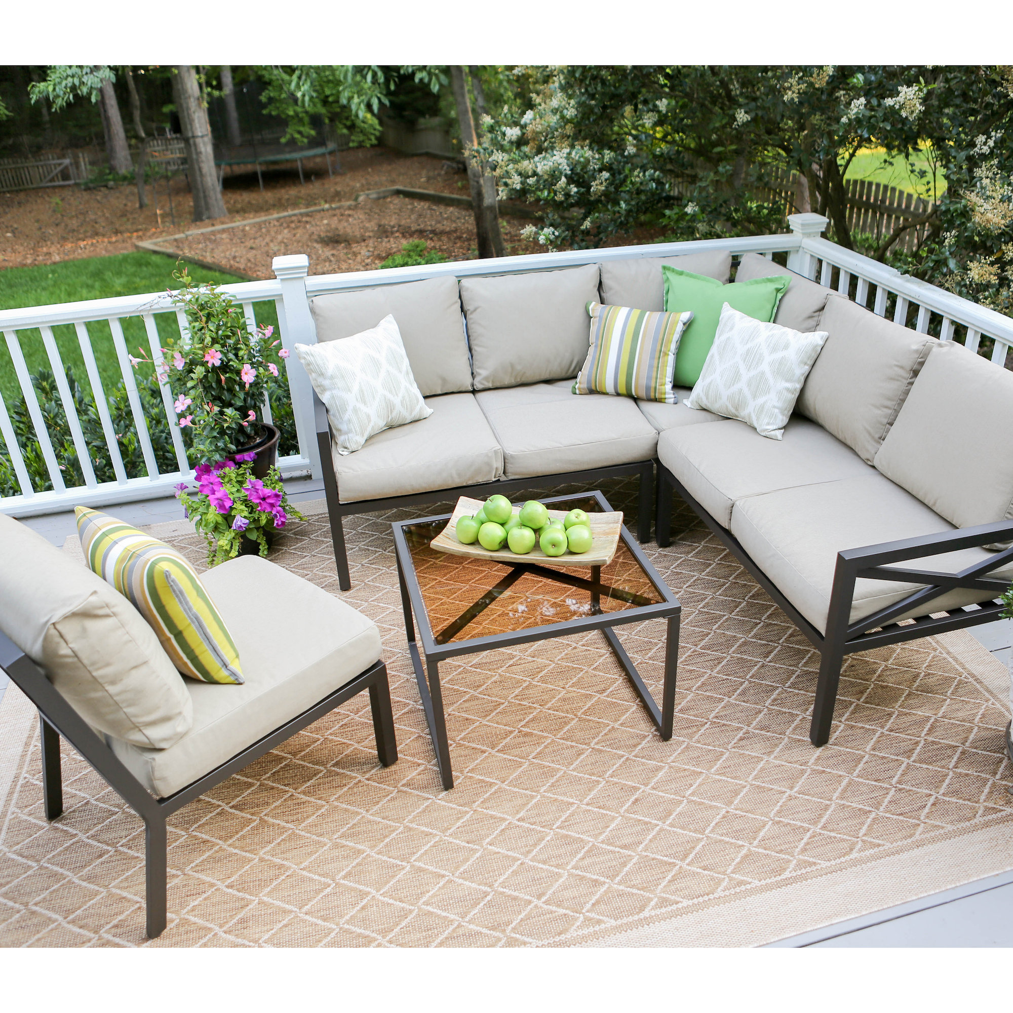 SEBrands Blakely 5 Piece Aluminum Sectional Seating Group with Cushions