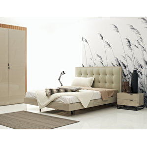 Devitto Queen Platform Customizable Bedroom Set Devitto Queen Platform Customizable Bedroom Set