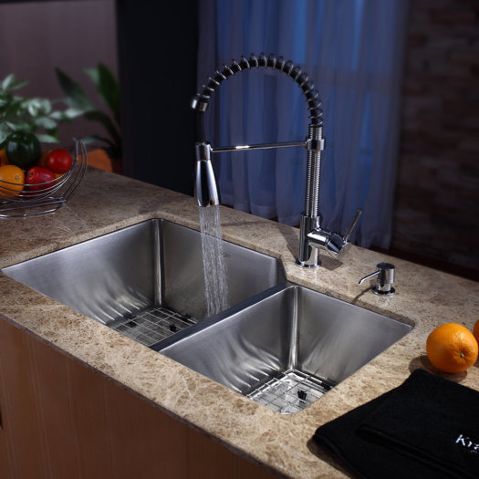 32" x 20" Undermount Kitchen Sink with Faucet and Soap Dispenser