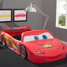  Disney/Pixar Cars Lightning Mcqueen Covertible Toddler Bed with Lights and Toy Box  Delta Children 