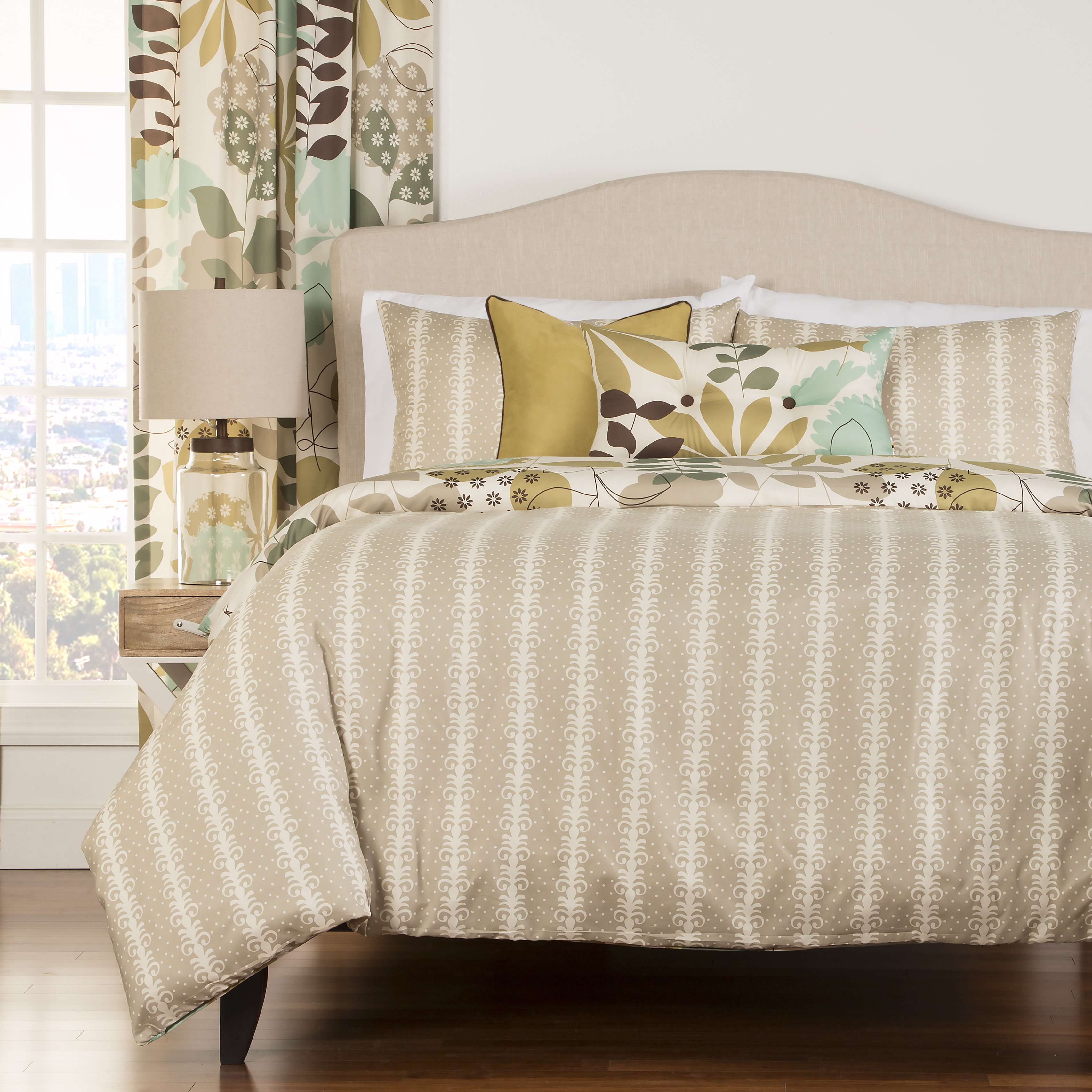 Siscovers English Garden 5 Piece Reversible Duvet Cover Set Siscovers English Garden 5 Piece Reversible Duvet Cover Set