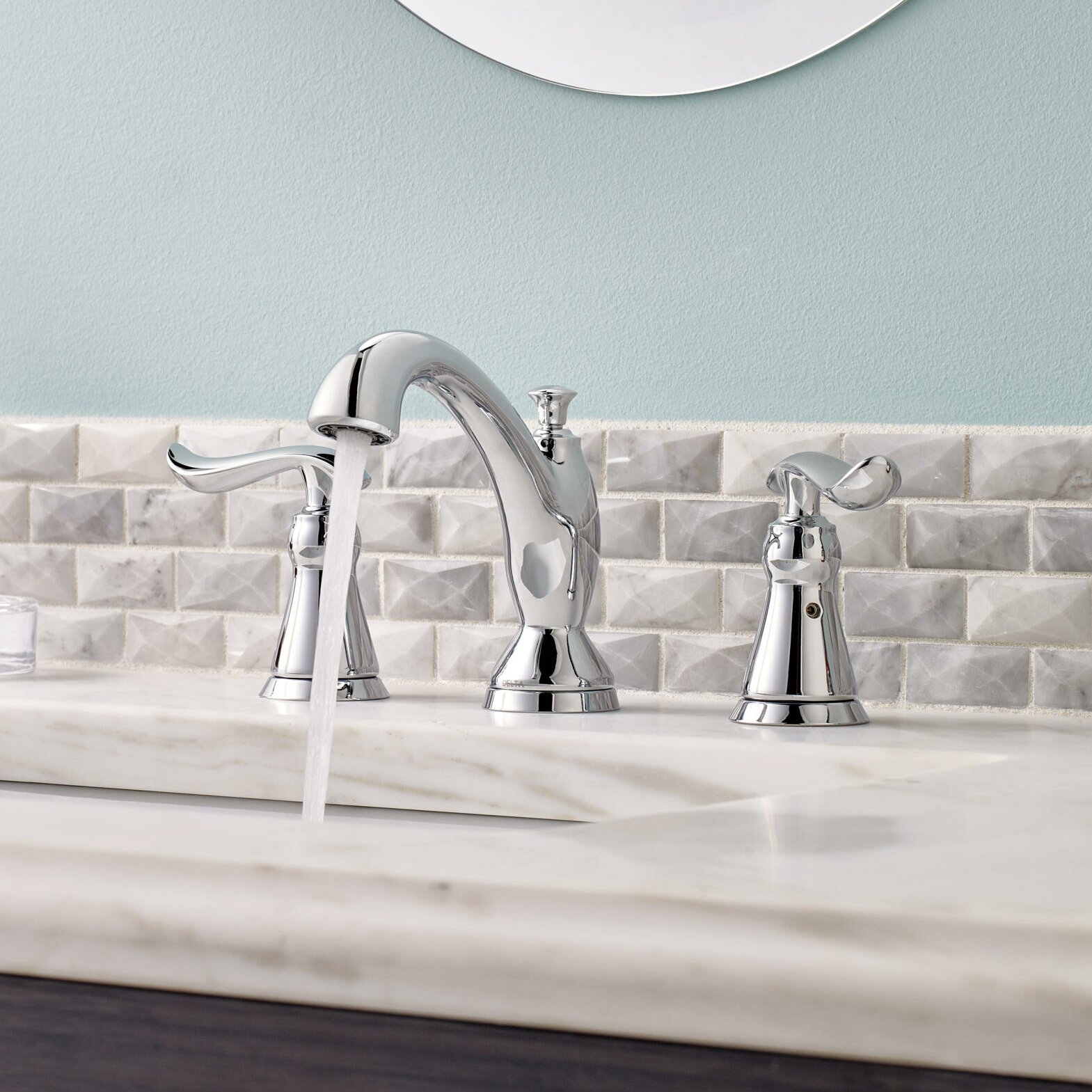 Delta Linden Bathroom Faucet dact